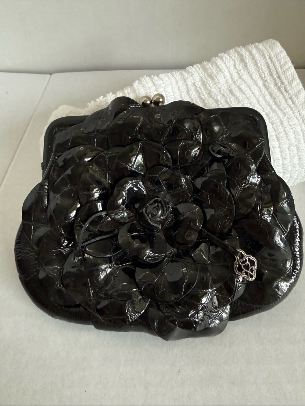 Brighton Small Black Floral Patent Leather Kiss Lock Bag